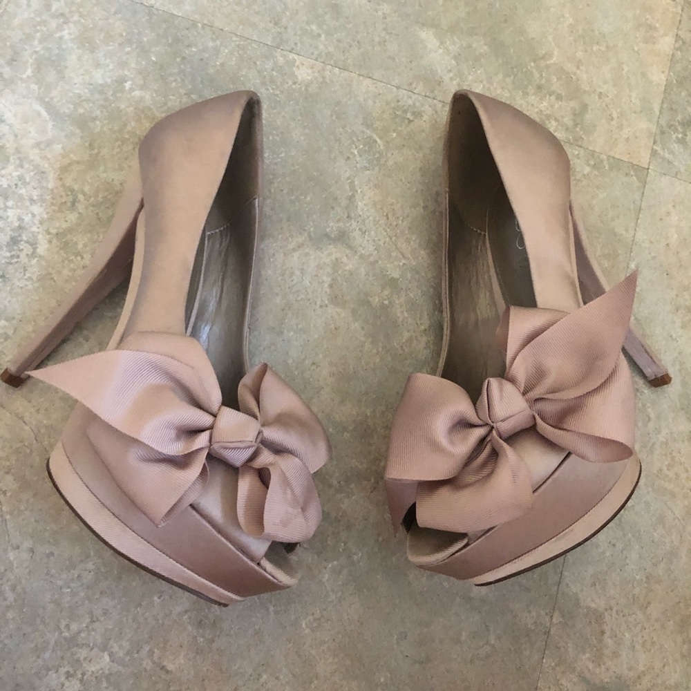 Aldo Champagne Heels